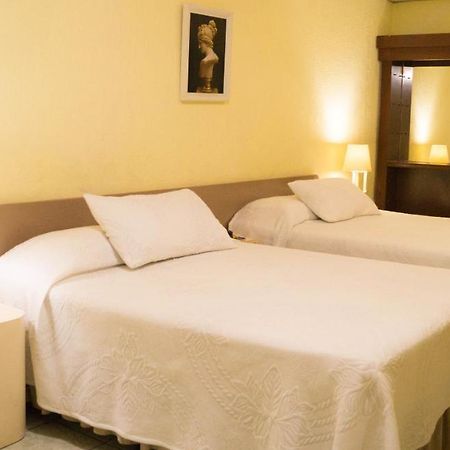 Hotel Grecia Real Сан-Сальвадор Экстерьер фото