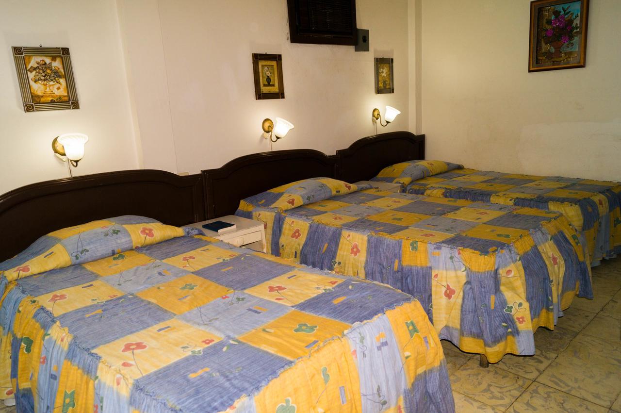 Hotel Grecia Real Сан-Сальвадор Экстерьер фото
